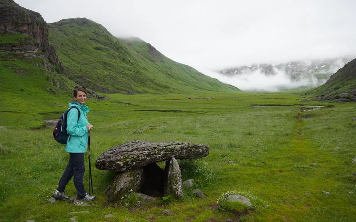 Dolmen de Achar en el valle de Agua Tuerta
