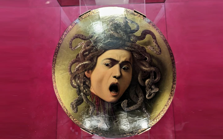Escudo con cabeza de medusa - Galería Uffizi