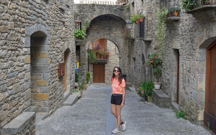 Calle Mayor de Aínsa