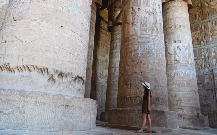 Columnas del Templo de Dendera cerca de Luxor