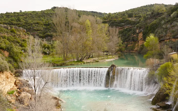 Río Alcanadre a su paso por el Salto de Bierge