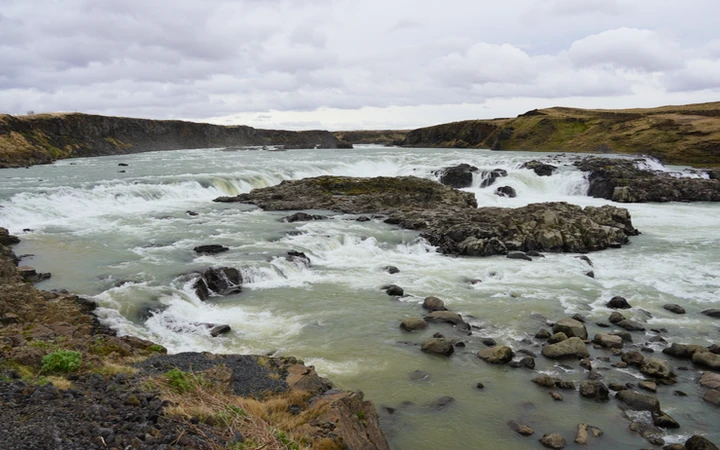 Cascada Urridafoss en el Círculo Dorado de Islandia