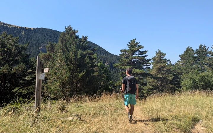 Inicio del camino hacia la Fuente del Paco desde La Espata