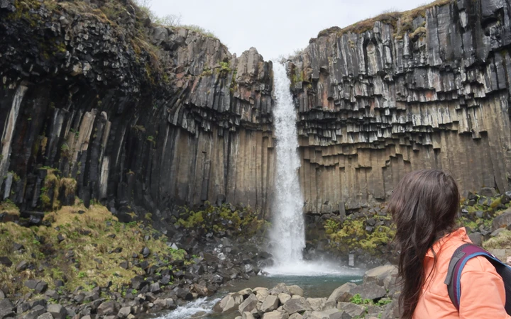 Cascada Svartifoss en el Parque Nacional Skatefel