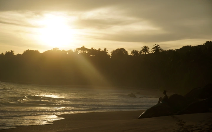 Atardecer en Silent Beach Tangalle