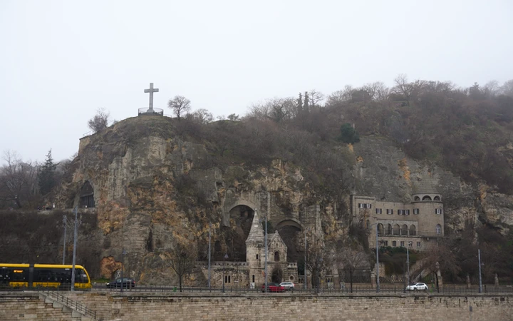 Iglesia de la Roca en la Colina Gellért