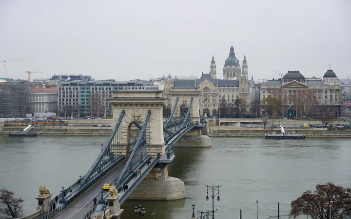 Qué ver en Budapest: Puente de las Cadenas