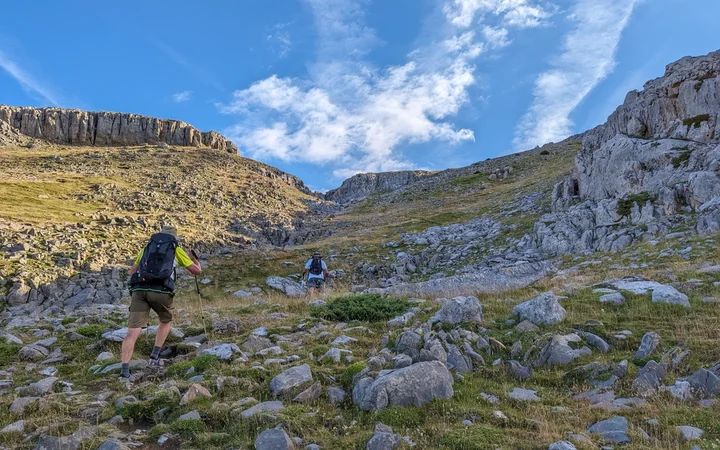 Tramo de piedra durante la subida a Collarada