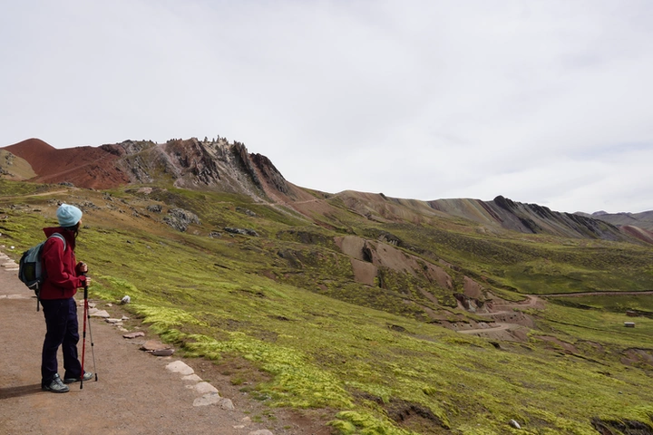 Camino hacia la segunda montaña de colores
