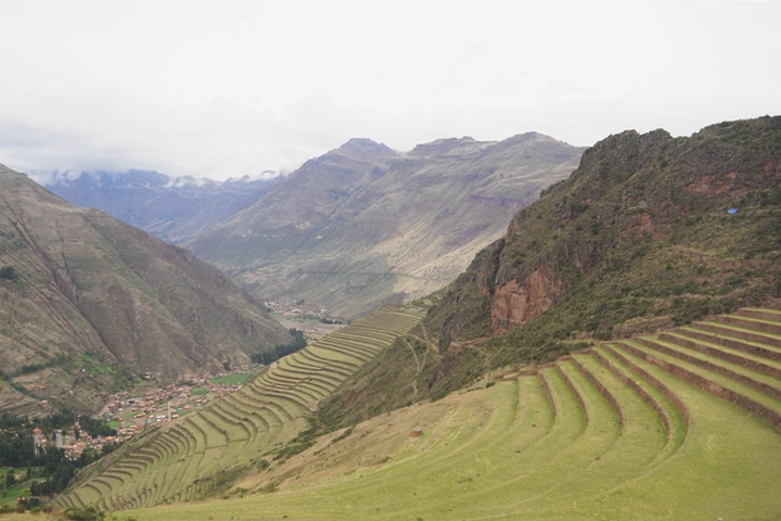 Terrazas de Pisac en el Valle Sagrado