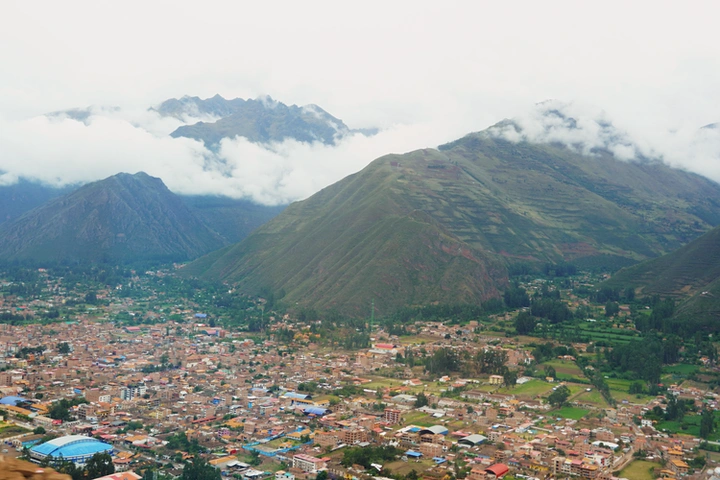 Vistas de la ciudad de Urubamba en el Valle Sagrado