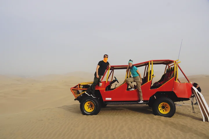 Nuestro buggy durante el tour en Huacachina