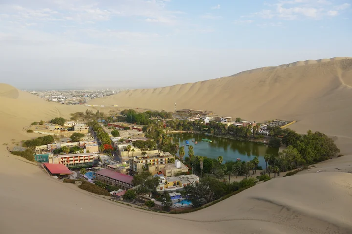 Como visitar el Oasis de Huacachina en Ica