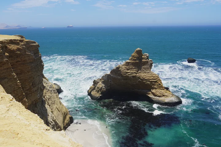 La Catedral en la Reserva Nacional de Paracas