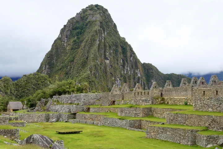 Gran Plaza en el centro de Machu Picchu