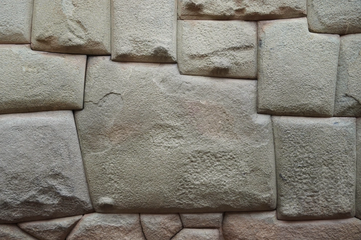 Qué ver en Cusco: Piedra de 12 ángulos