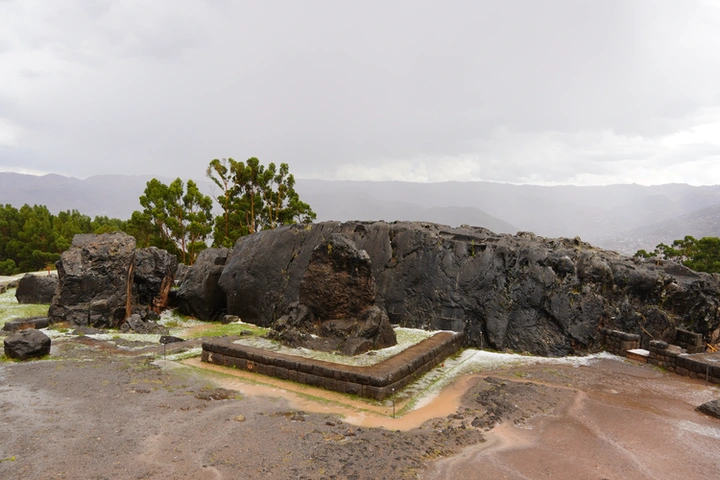 Alrededores de Cusco: Q'enqo