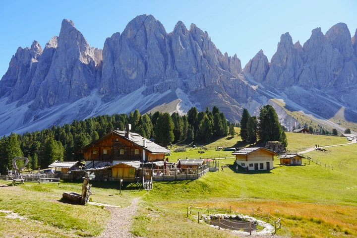 Refugio Odle en Val di Funes